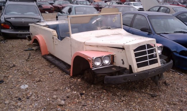 Weird wooden Jeepster thing